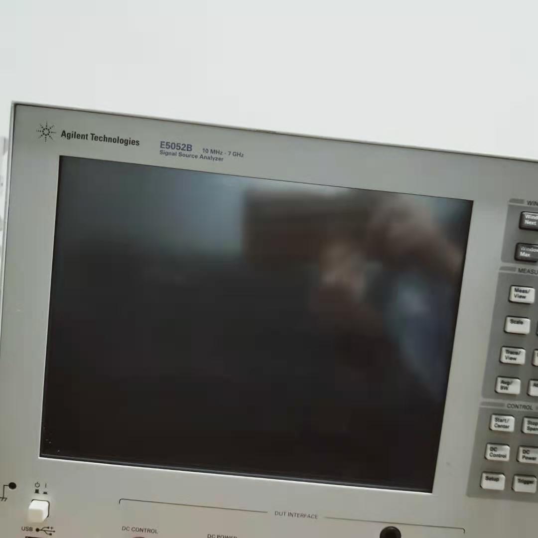 ݂E7515A/Keysight E7515B UXMoyԇx